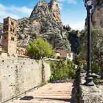 2 Bedroom Nice Home In Moustiers-Sainte-Marie * Moustiers-Sainte-Marie