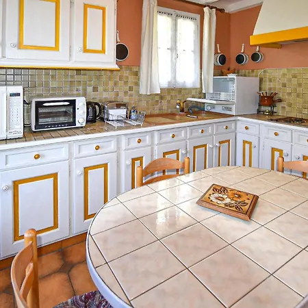 Holiday home 2 Bedroom Nice Home In Moustiers-Sainte-Marie *